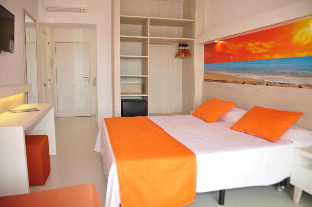 Arenas De Son Bou Hotell Eksteriør bilde