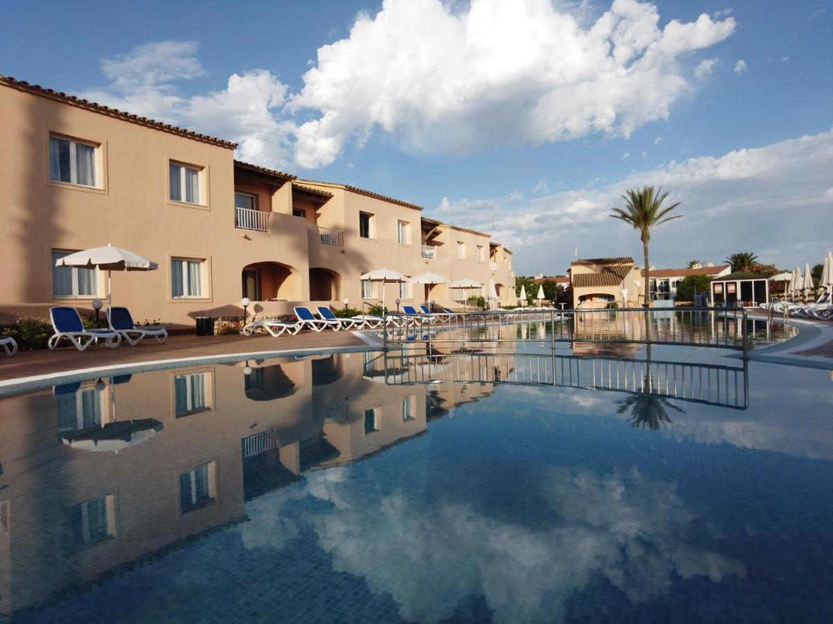 Arenas De Son Bou Hotell Eksteriør bilde