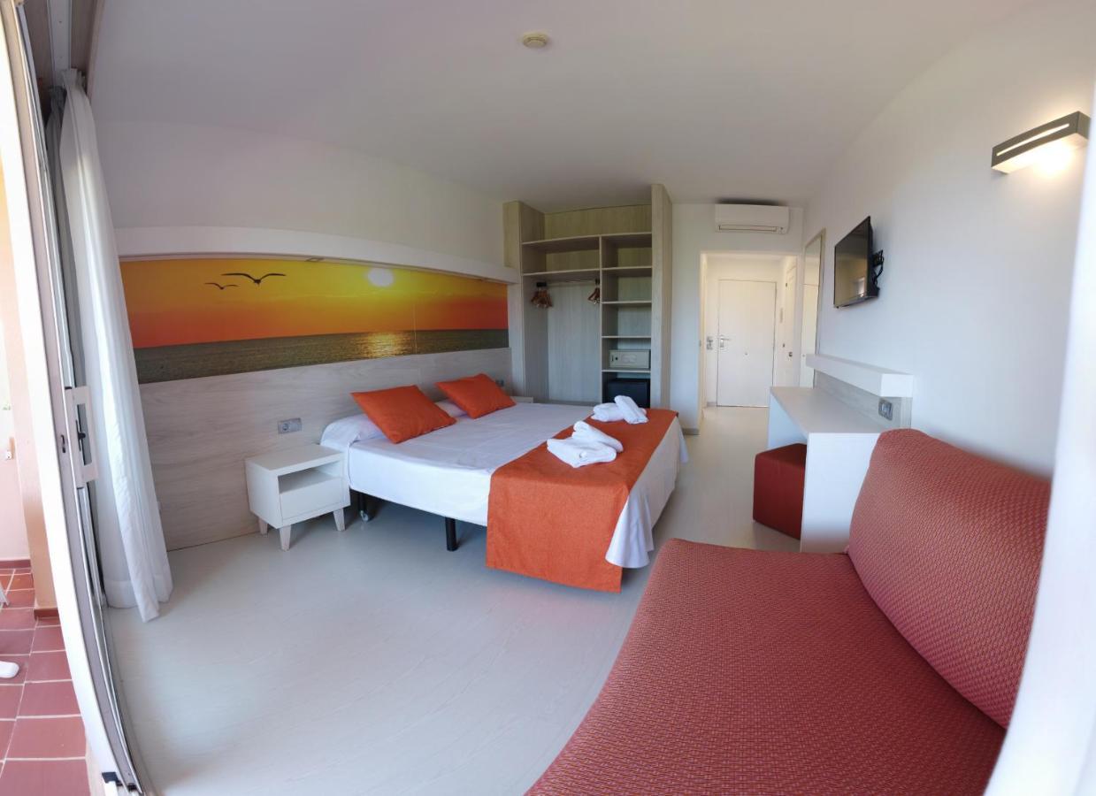 Arenas De Son Bou Hotell Eksteriør bilde